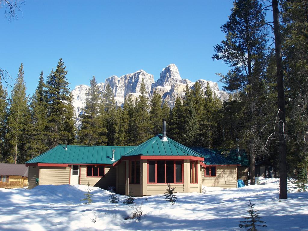 Hi Castle Mountain - Hostel Exteriör bild